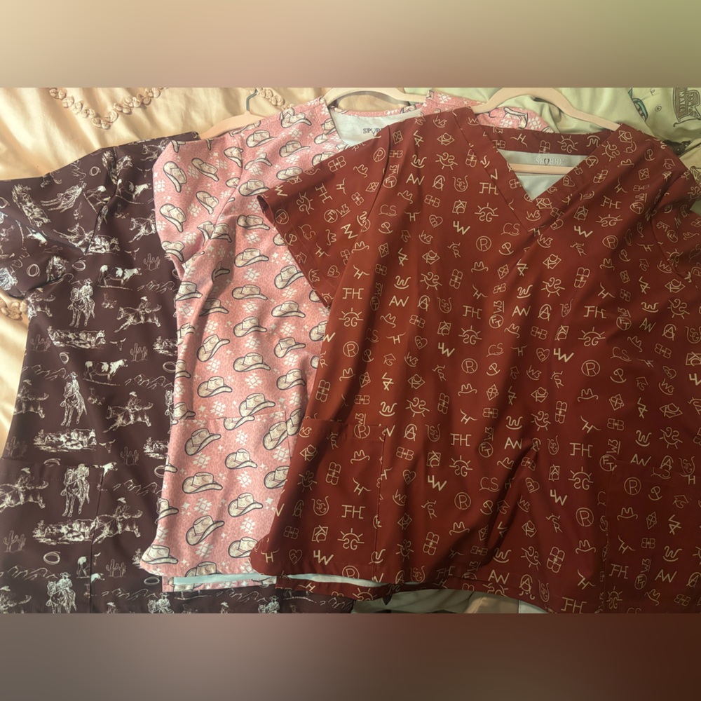 Western Scrub Top Set